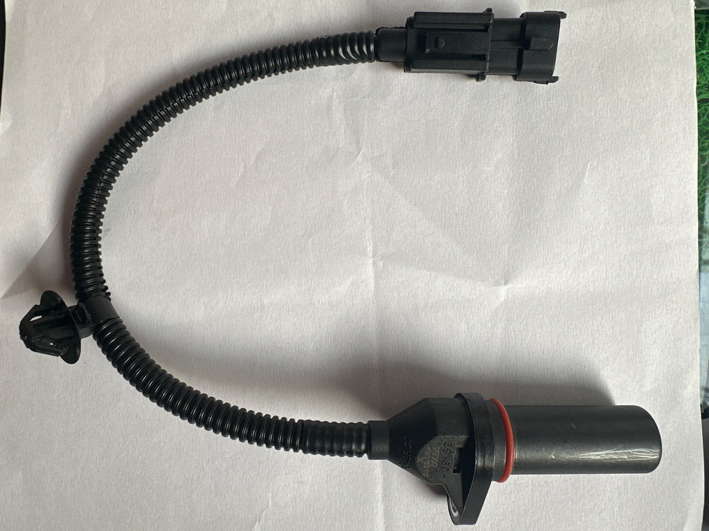 Hyundai Creta / i20 / Verna Petrol Crankshaft Position Sensor (CKP Sensor) | OEM Part No. 39180-2B000