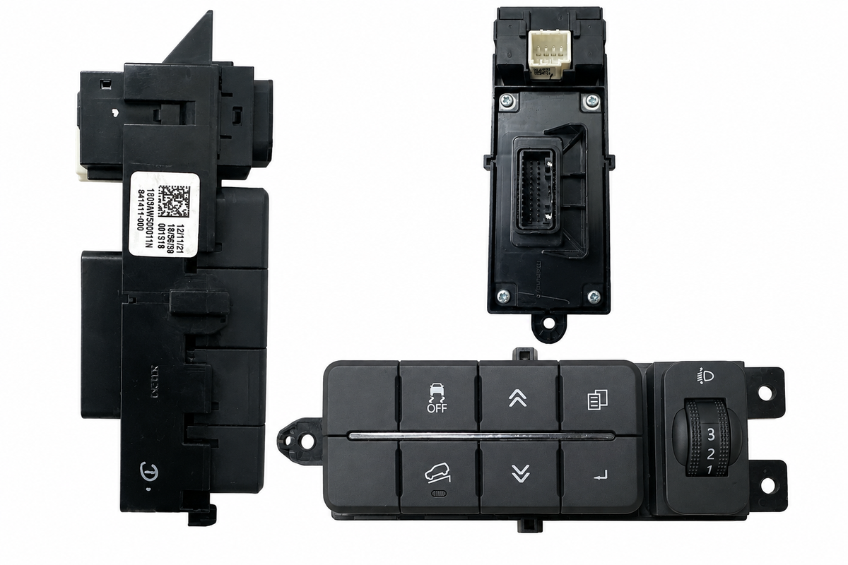 Mahindra Thar BS6 Driver Side Switch Pack Mid-High | 1803AW500011N